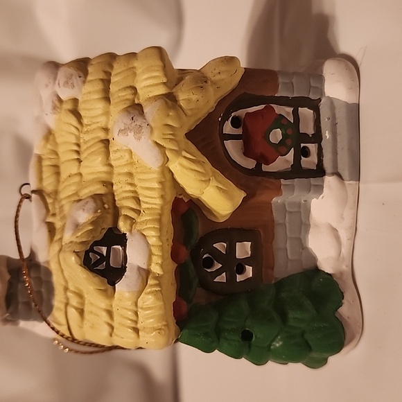 Festive Ornament Trio - Bear, House, and Snowman - Picture 4 of 9